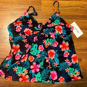 Swimsuits for all size 14 underwire tankini brand new bought the wrong size.
